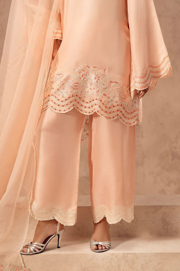 Crimson(Embroidered 3Pc Set)