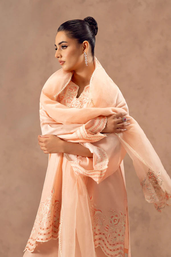 Crimson(Embroidered 3Pc Set)